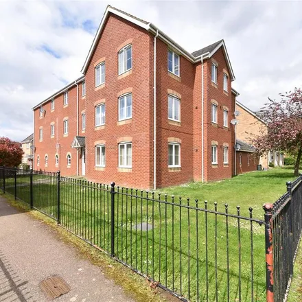 Rent this 2 bed apartment on Epsom Close in Stevenage, SG1 5TE