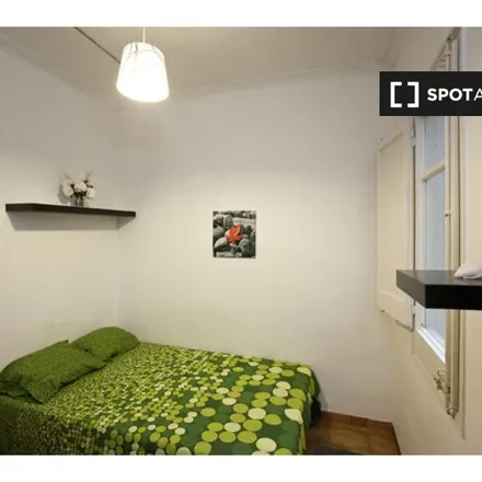 Rent this 5 bed room on Carrer d'Escipió in 6, 08023 Barcelona