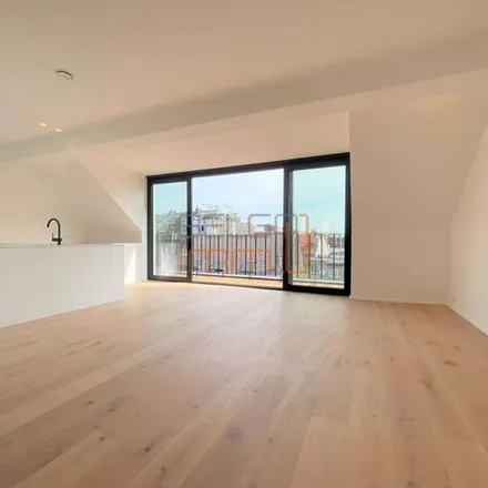Rent this 3 bed apartment on Boulevard Léopold II - Leopold II-laan 51 in 1080 Molenbeek-Saint-Jean - Sint-Jans-Molenbeek, Belgium
