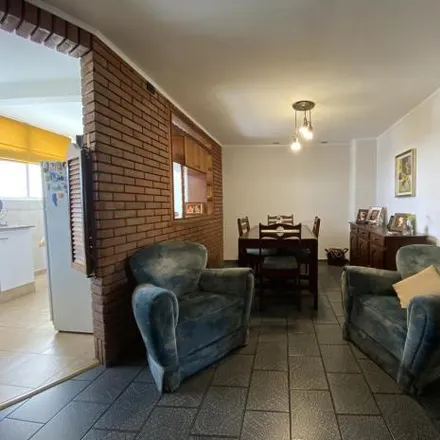 Buy this 2 bed apartment on Sarmiento 2847 in España y Hospitales, Rosario