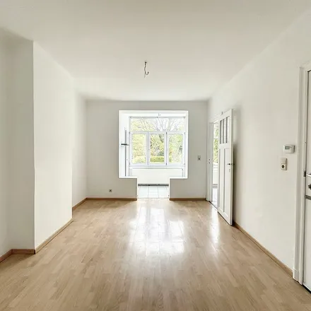 Rent this 1 bed apartment on Rue des Pierres Rouges - Rode Stenenstraat 23 in 1170 Watermael-Boitsfort - Watermaal-Bosvoorde, Belgium