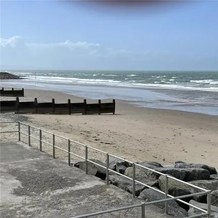 Image 8 - Arthur Guest House, Marine Parade, Tywyn, LL36 0AQ, United Kingdom - Apartment for sale