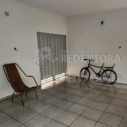 Buy this 3 bed house on Rua Elza Foelkel Bérgamo in Jardim Vetorasso, São José do Rio Preto - SP