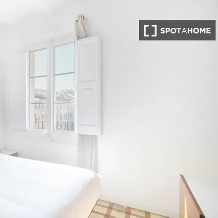 Image 8 - Carrer de Sardenya, 311, 08025 Barcelona, Spain - Apartment for rent