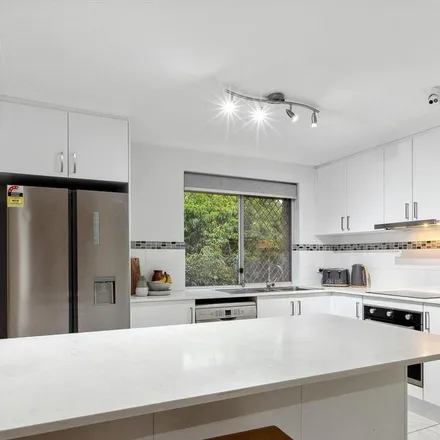 Rent this 3 bed apartment on Cornwall Street in Lathlain WA 6100, Australia