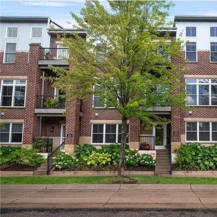 Buy this 2 bed townhouse on 343 Spring Street in Saint Paul, MN 55102