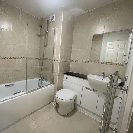 Image 3 - 46 The Calls, Leeds, LS2 7BJ, United Kingdom - Apartment for rent