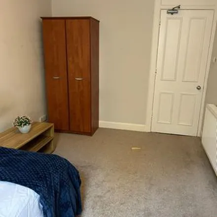 Image 7 - 17 Cathcart Place, City of Edinburgh, EH11 2HE, United Kingdom - Apartment for rent