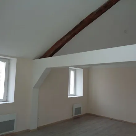 Rent this 2 bed apartment on Cours Tourny in 24000 Périgueux, France