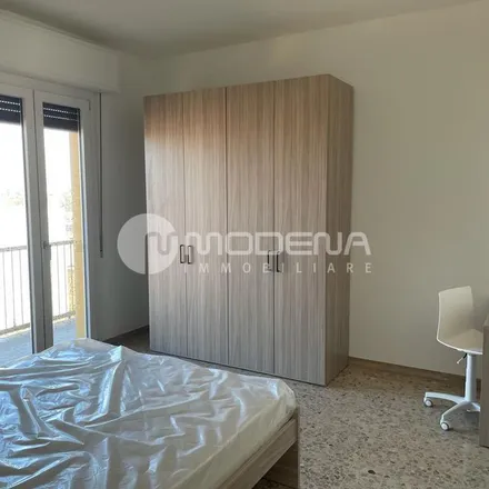 Image 5 - Comet, Viale Giovanni Amendola, 32, 41125 Modena MO, Italy - Apartment for rent