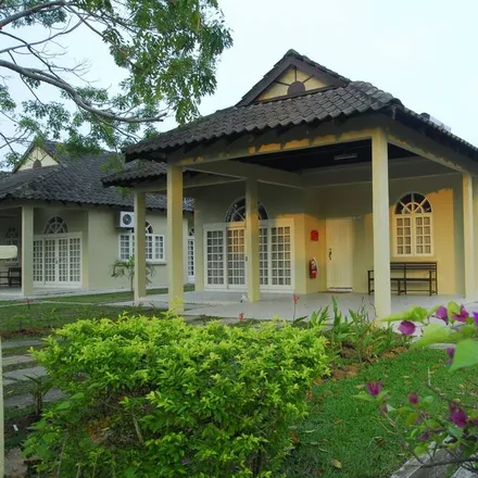 Image 1 - Mukim Kuala Paka Lot 3573 - House for rent