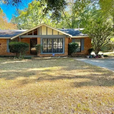 Buy this 3 bed house on 124 Clinton Circle in Jackson, MS 39209