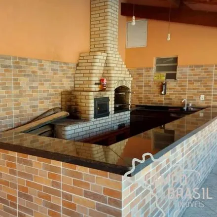 Buy this 2 bed house on Mercado Municipal de Caçapava in Rua Presidente Roosevelt 100, Vila Resende