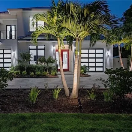 Buy this 5 bed house on 733 5th Avenue North in Naples, FL 34102