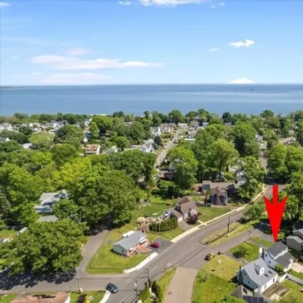 Buy this 3 bed house on 126 Colonial Boulevard in West Shore, West Haven