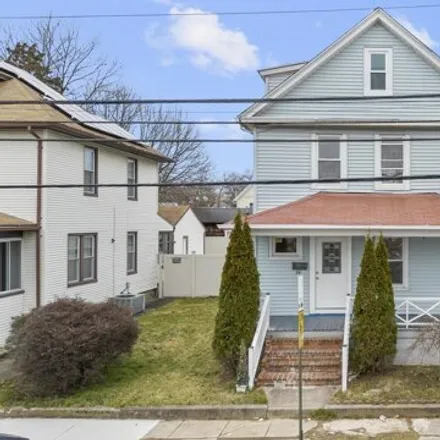 Rent this 4 bed house on 26 Woodmont Avenue in Bridgeport, CT 06606