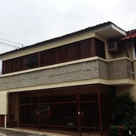 Buy this 5 bed house on Residenciales Golf Heights in Calle 81 Este, 0801