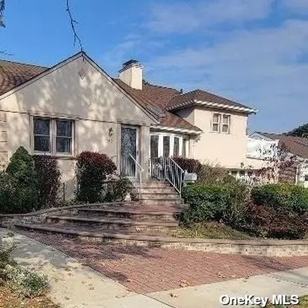 Image 9 - 1040 Rosedale Road, North Woodmere, Village of Valley Stream, NY 11581, USA - House for sale