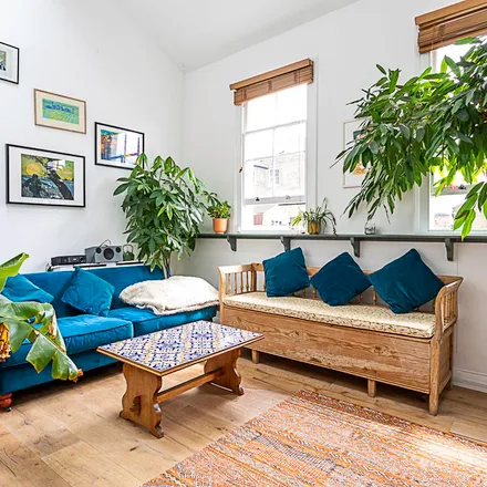 Rent this 4 bed apartment on 17 Kenmure Road in Lower Clapton, London