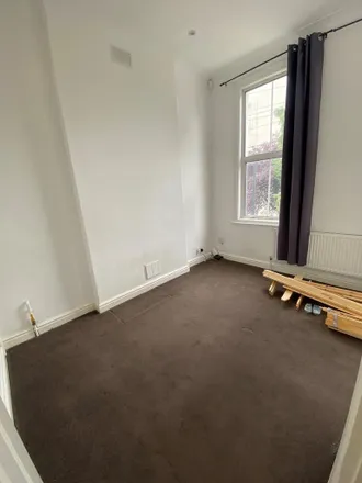 Image 3 - Hayter Road, London, SW2 5AA, United Kingdom - Apartment for rent