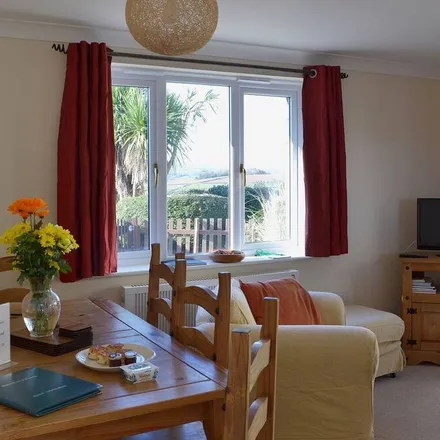 Rent this 2 bed townhouse on Torbay in TQ4 7PT, United Kingdom