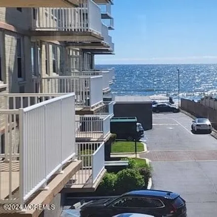 Image 2 - 28 Waterview, Long Branch, NJ 07740, USA - Condo for rent