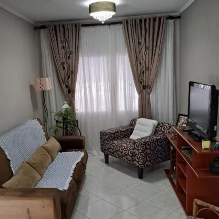 Buy this 3 bed house on Avenida Luiz Pequini 574 in Santa Terezinha, São Bernardo do Campo - SP