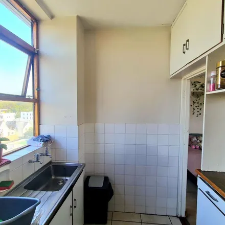 Rent this 1 bed apartment on Oakhurst Girls' Primary School in Weltevreden Avenue, Cape Town Ward 58