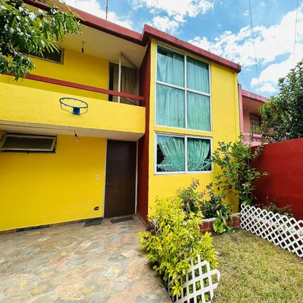 Buy this studio house on Avenida Uno de Mayo in 54700 Cuautitlán Izcalli, MEX