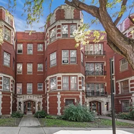 Image 1 - 2229 East 70th Place, Chicago, IL 60649, USA - House for sale