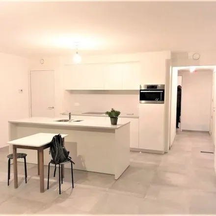Rent this 2 bed apartment on Gistelsteenweg 385C in 8490 Jabbeke, Belgium