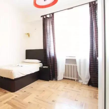 Rent this studio room on Madrid in Supercor Exprés, Calle de Juan Álvarez Mendizábal