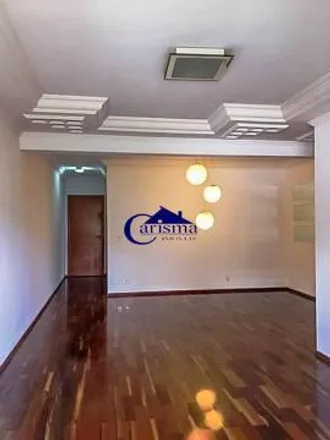 Rent this 3 bed apartment on Rua Jequitinhonha in Campestre, Santo André - SP