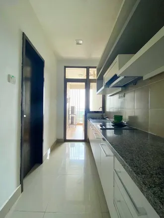 Rent this 1 bed apartment on Shaftsbury Square Shop & Retail in Persiaran Multimedia, Cyber 6
