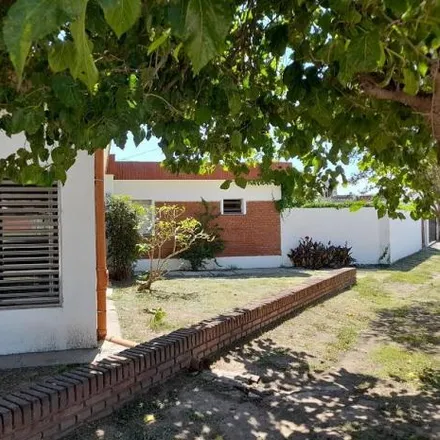 Buy this 4 bed house on Fernando J. M. Casado 2285 in Santa Isabel 1ª Sección, Cordoba