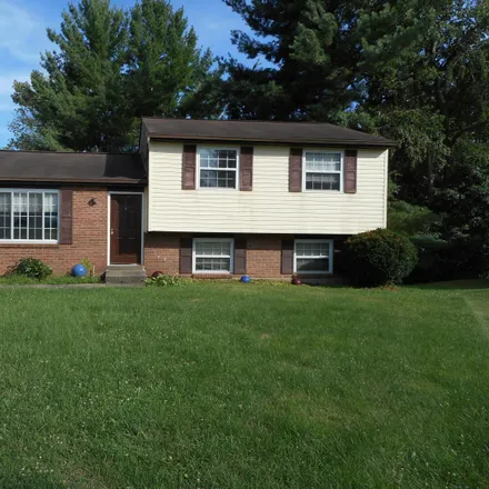 Buy this 3 bed house on 6481 Southgate Place in Burlington, KY 41005