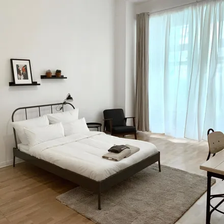 Rent this 3 bed room on Treuchtlinger Straße 3 in 10779 Berlin, Germany