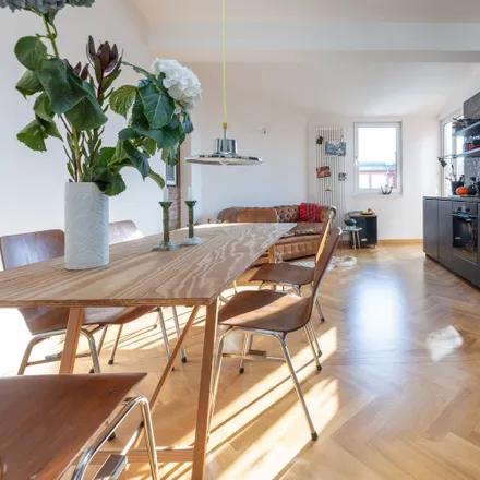 Rent this 2 bed apartment on Cantianstraße 20 in 10437 Berlin, Germany