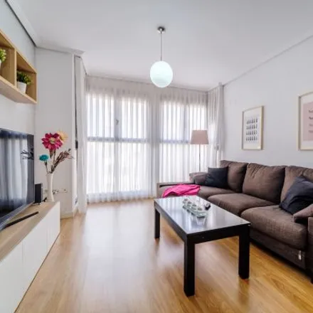 Rent this 4 bed apartment on Avinguda del Cardenal Benlloch in 48, 46021 Valencia
