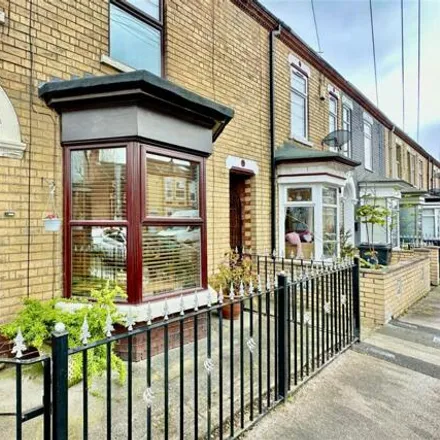Buy this 3 bed house on Faraday Street in Hull, HU9 3EF