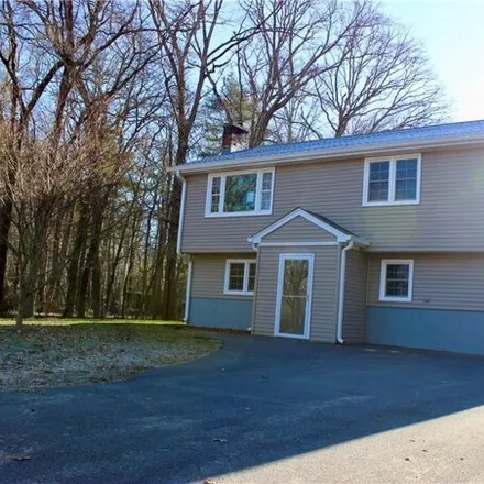 Buy this 4 bed house on 105 Summer Street in Blackstone, MA 01504