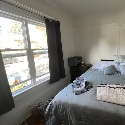 Rent this 2 bed house on Berkeley