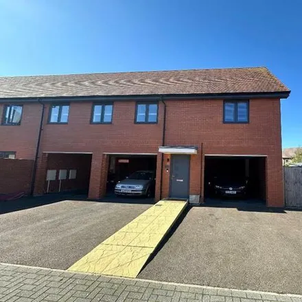 Buy this 2 bed house on Gillspenny Way in Wootton, MK43 9QW