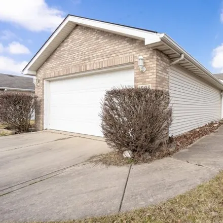 Buy this 2 bed house on 1744 West 86th Lane in Merrillville, IN 46410