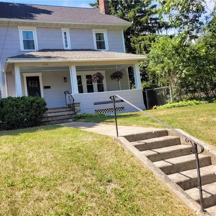 Buy this 3 bed house on 226 Newcastle Road in City of Syracuse, NY 13219