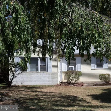 Buy this 2 bed house on 3654 West Ox Road in Chantilly, VA 22033