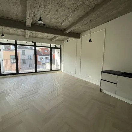 Rent this 2 bed apartment on Avenue Albert Giraud - Albert Giraudlaan 24 in 1030 Schaerbeek - Schaarbeek, Belgium