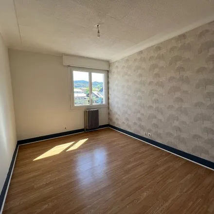 Rent this 3 bed apartment on Maison RACT in Rue de l'Épine, 73160 Cognin