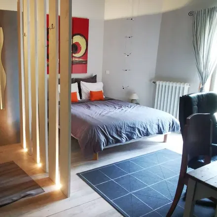 Rent this 4 bed house on 33880 Saint-Caprais-de-Bordeaux