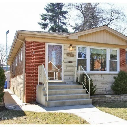 Rent this 3 bed house on 7217 W Fitch Ave in Chicago, Illinois